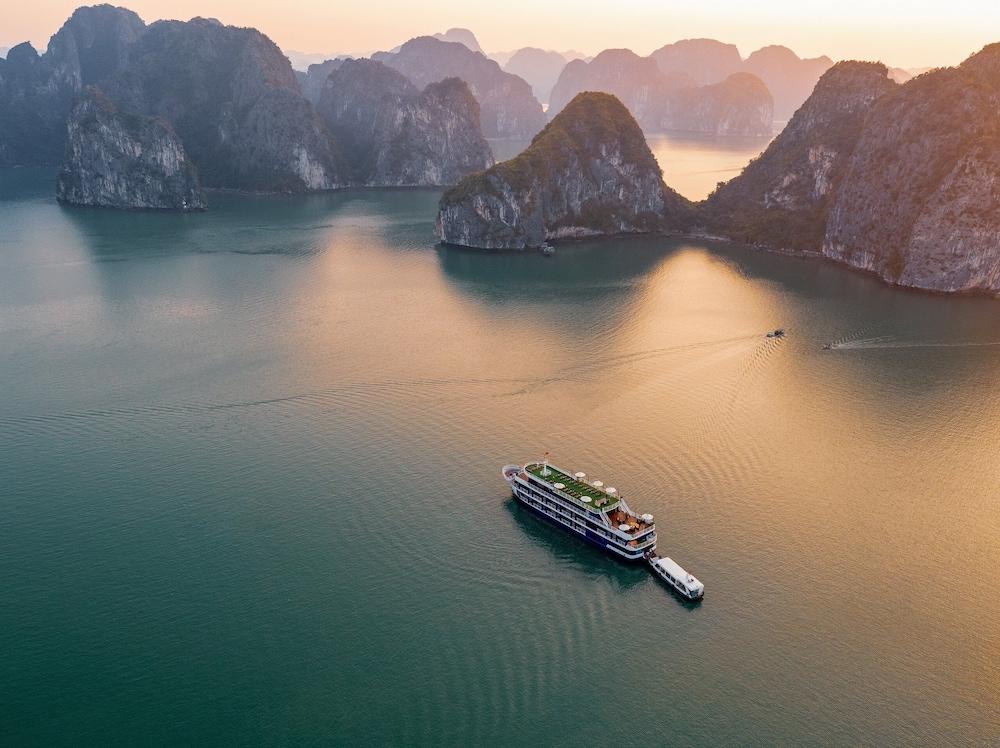 Hotel Legacy Cruise Hạ Long Exterior foto