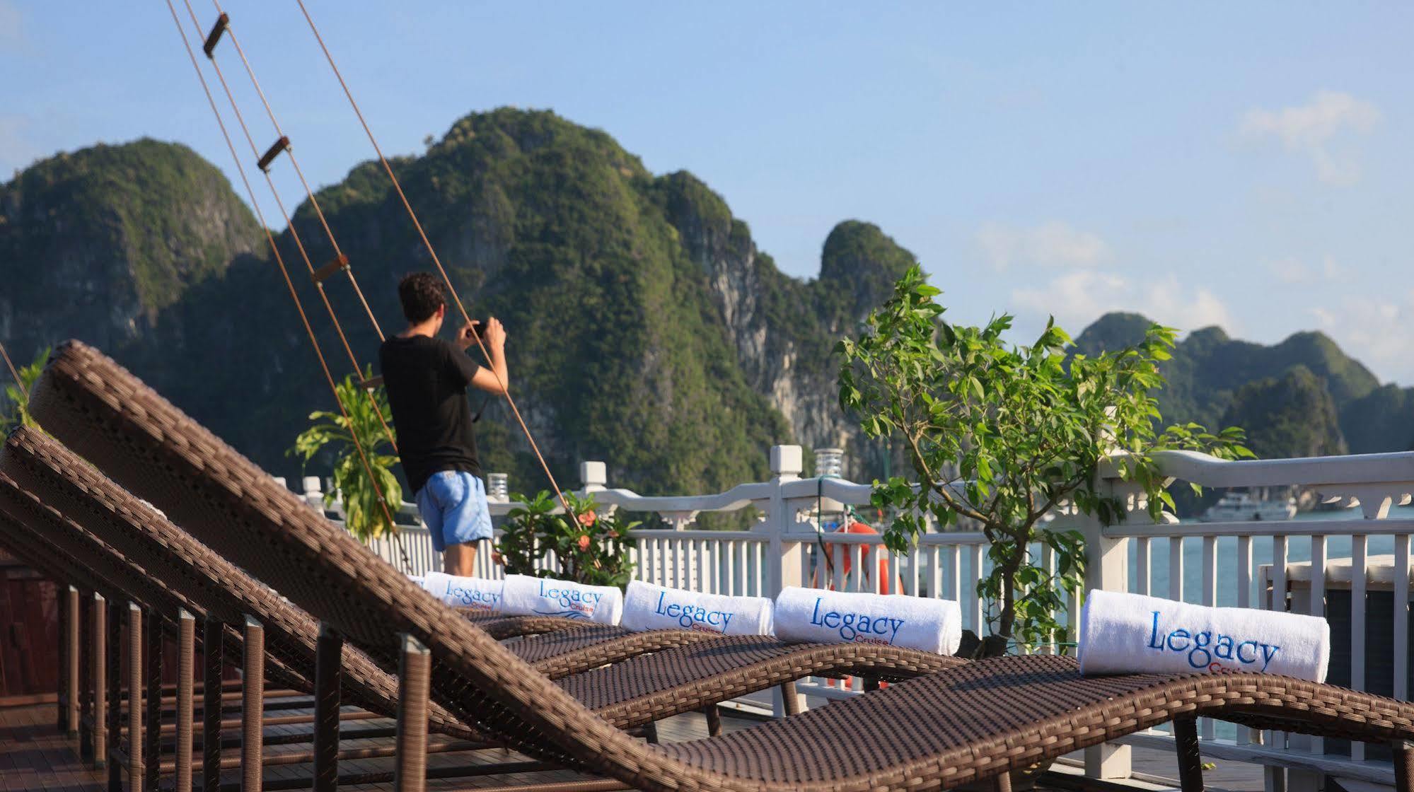 Hotel Legacy Cruise Hạ Long Exterior foto